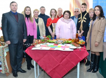 Міні-фестиваль «Кухні народів світу - «UNUS Food Fest 2019» за участі кафедри публічного управління та адміністрування