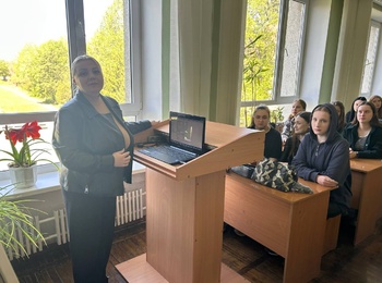 НА ФАКУЛЬТЕТІ МЕНЕДЖМЕНТУ УНУ ВІДБУВСЯ ТРЕНІНГ ІЗ РОЗВИТКУ СТРЕСОСТІЙКОСТІ ТА ПІДТРИМКИ МЕНТАЛЬНОГО ЗДОРОВ’Я СТУДЕНТІВ