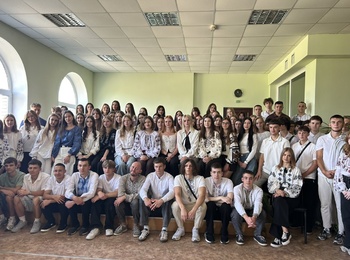 ПЕРША ЛЕКЦІЯ ПЕРШОКУРСНИКІВ ФАКУЛЬТЕТУ МЕНЕДЖМЕНТУ: ПРО ПАМ’ЯТЬ, ГІДНІСТЬ І ВІДПОВІДАЛЬНІСТЬ