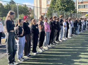 СТУДЕНТКИ ФАКУЛЬТЕТУ МЕНЕДЖМЕНТУ – СЕРЕД ПРИЗЕРІВ СПОРТИВНИХ ЗМАГАНЬ УНУ