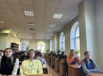 «ПОДОРОЖ У ЧАСІ: КОД ЗАХИСНИКА» - ТЕМАТИЧНИЙ ЗАХІД ДО ДНЯ ЗАХИСНИКІВ І ЗАХИСНИЦЬ УКРАЇНИ